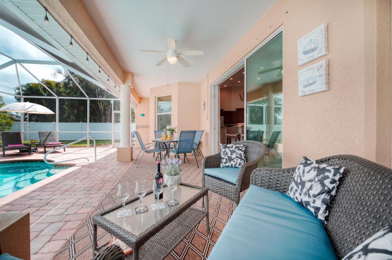Villa Holiday Sunrise Cape Coral Exterior foto