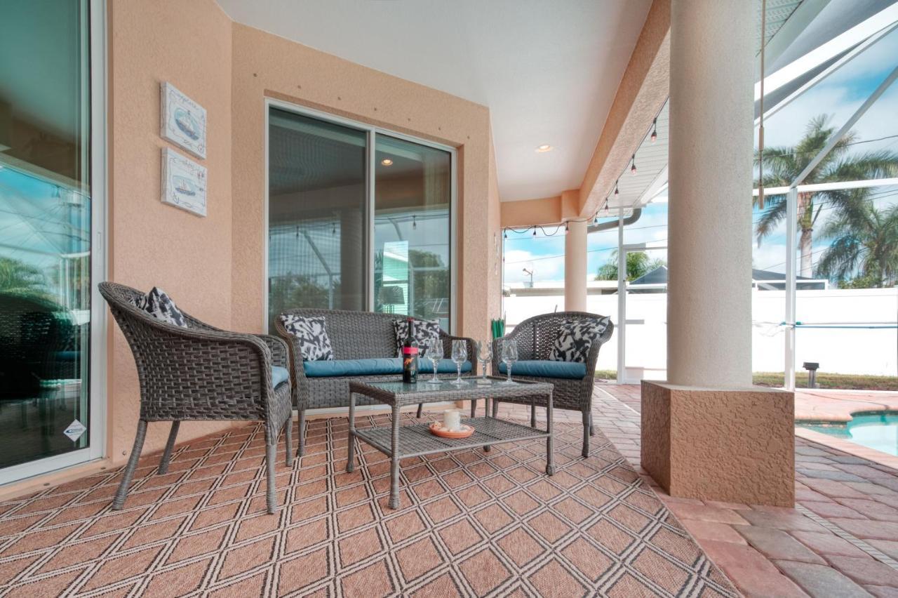Villa Holiday Sunrise Cape Coral Exterior foto