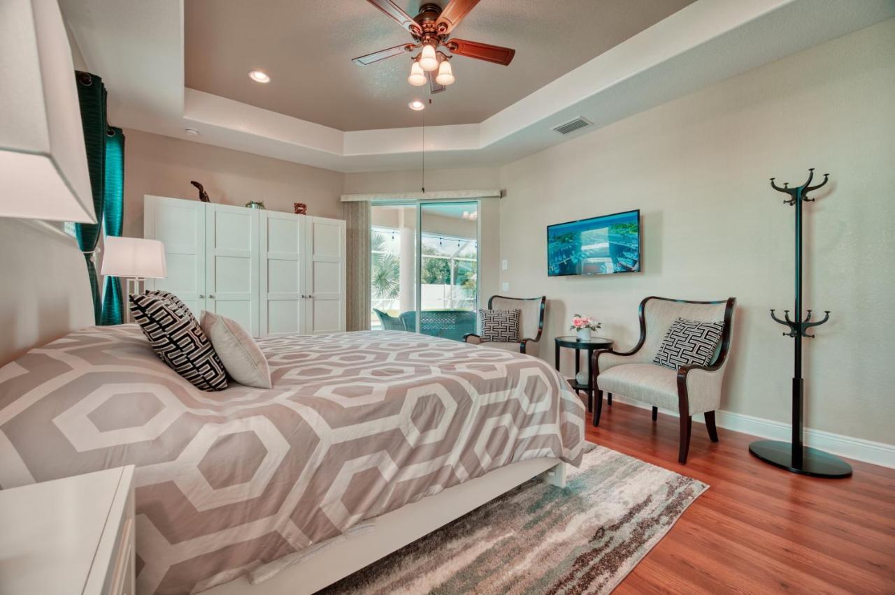 Villa Holiday Sunrise Cape Coral Exterior foto